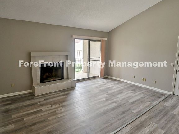 3rd image of 2255 Thousand Oaks Dr