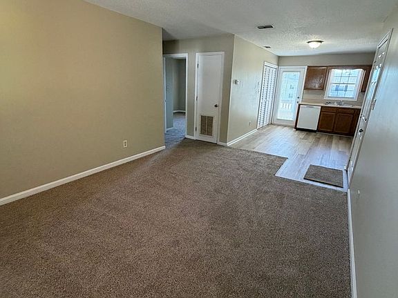 5th image of 505 Corbin St APT B3