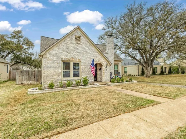 613 E 32nd St, Bryan, TX 77803