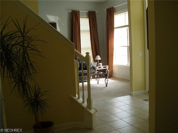 3rd image of 10256 Wildflower Way