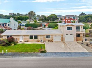 975 Ocean Dr #2, Bandon, OR 97411