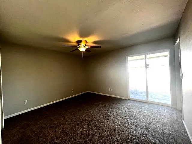 1410 W Cerrada Colima — Photo 32