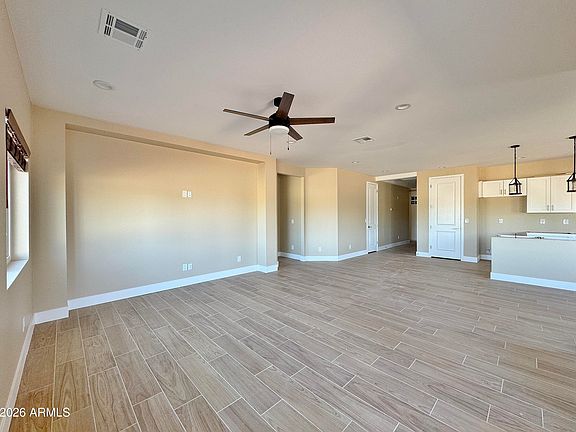 3rd image of 1561 N HIMOSA Drive