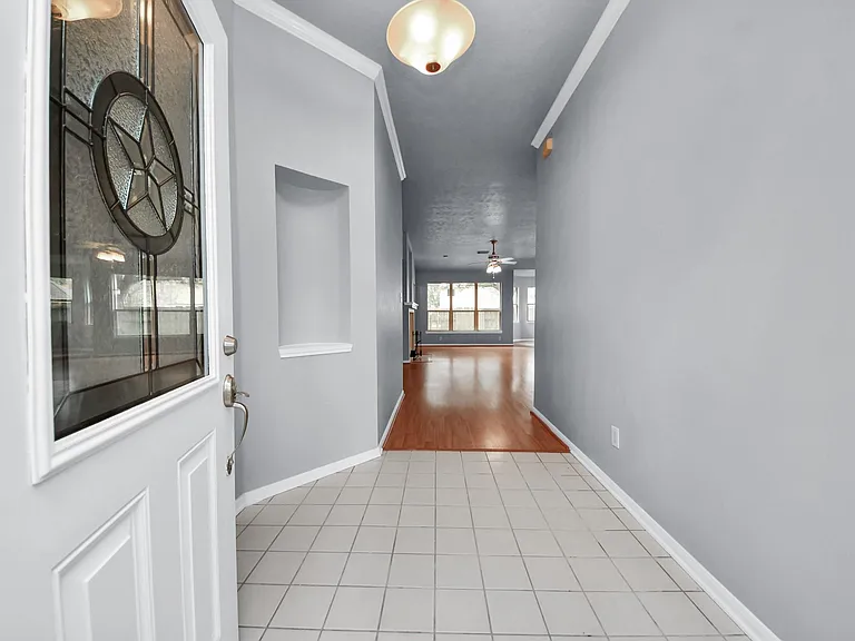 9711 Andrews Ln — Photo 7