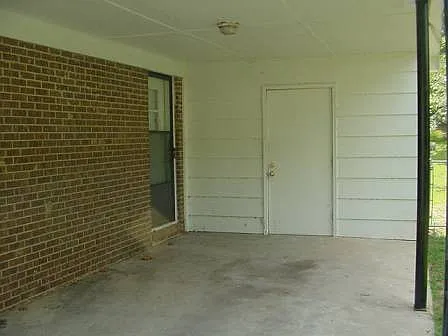 745 Rustland Dr — Photo 15