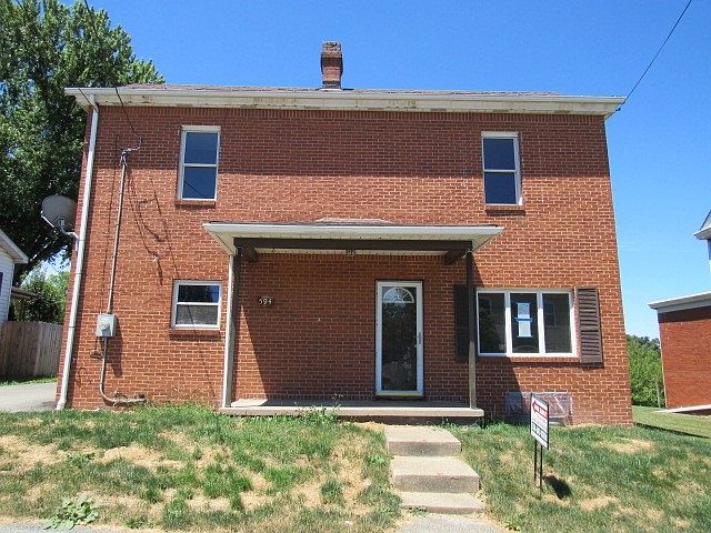 1st image of 594 Dianthus St