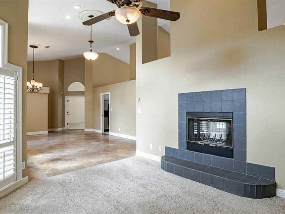 3rd image of 5438 Oakmont Dr