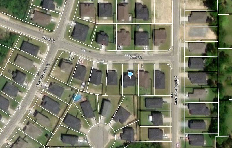 1st image of 18015 Canal Ct