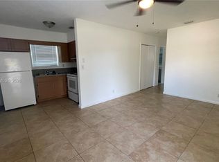 5210 NW 16th St APT 3, Lauderhill, FL 33313