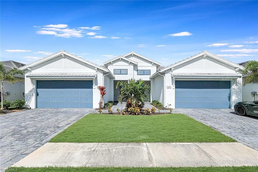 2 bed, 4.0 bath, 1573 sqft, $3,800 — Photo 1