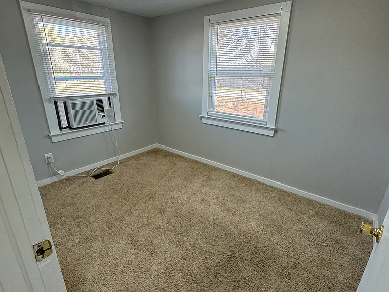 106 Holland St — Photo 14