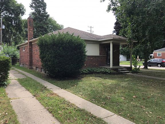 2nd image of 24600 Westhampton Ave