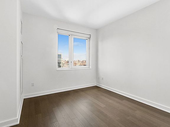 3rd image of 2922 Northern Blvd APT 3308