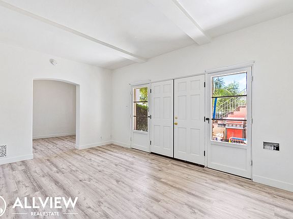 3rd image of 2200 Chestnut Ave #1B-1BA
