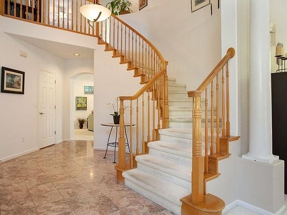 2nd image of 2177 Bates Cir