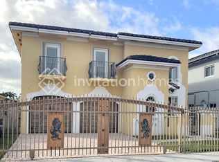 15582 SW 13th Ter, Miami, FL 33194