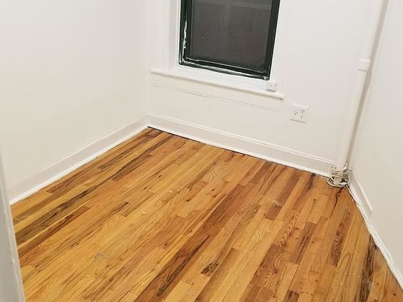 3rd image of 332 E 77th St #1O