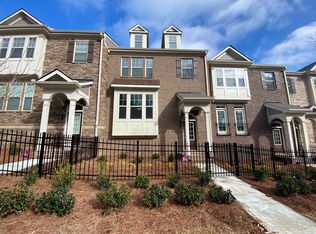 10012 Jack Dr, Roswell, GA 30076