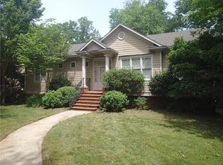 721 Smithstone Rd SE, Marietta, GA 30067