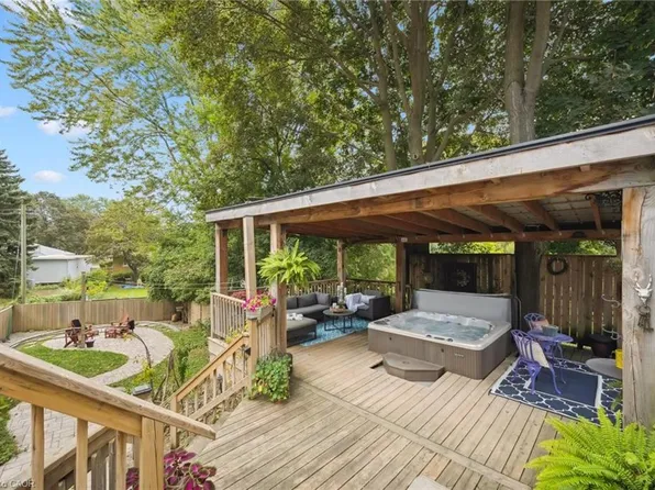 145 Bridgeport Rd E, Waterloo, ON N2J 2K3