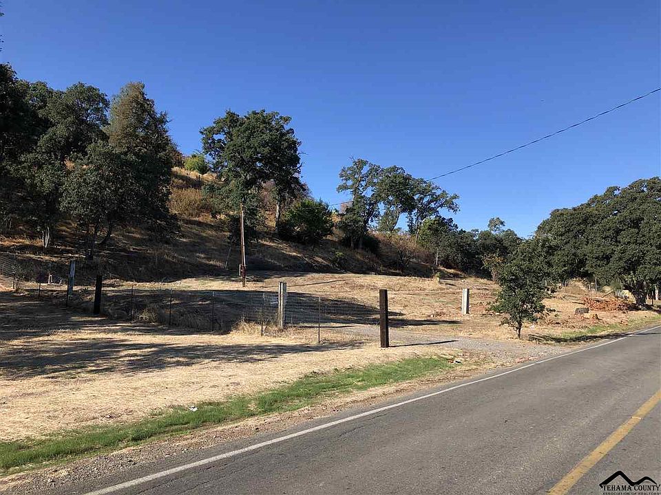 2nd image of 17365 Rancho Tehama Rd