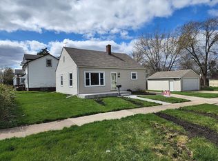 202 N Harrison Ave, Aurora, IL 60506