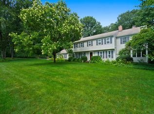31 Fox Run Rd, Pound Ridge, NY 10576