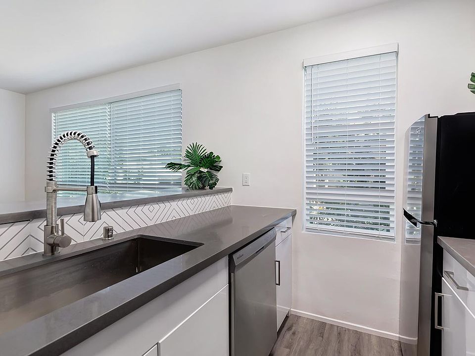 1st image of 5005 August St #37