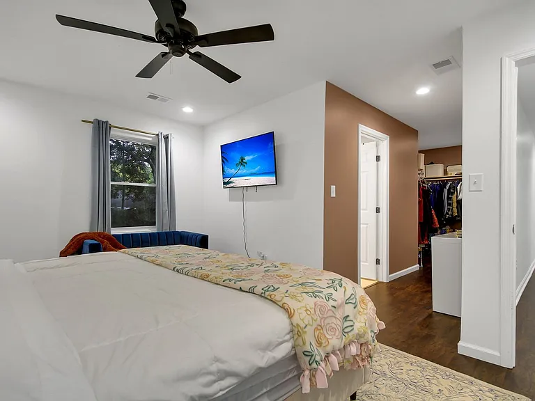 1215 Dowden St — Photo 21