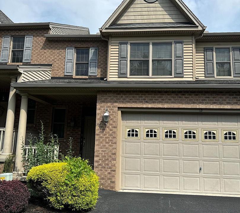 1st image of 18 Kingswood Dr