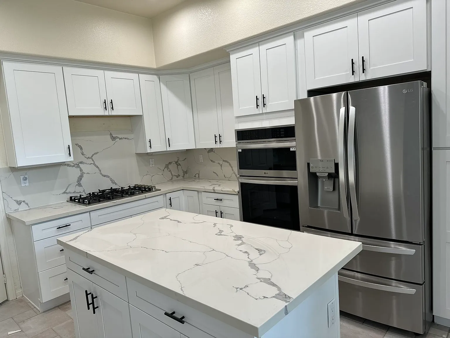 5362 Renaissance Ave — Photo 4