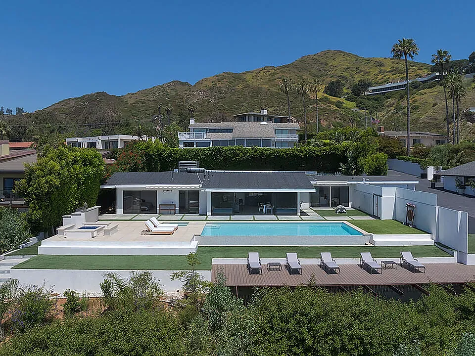 23903 Malibu Knolls Rd