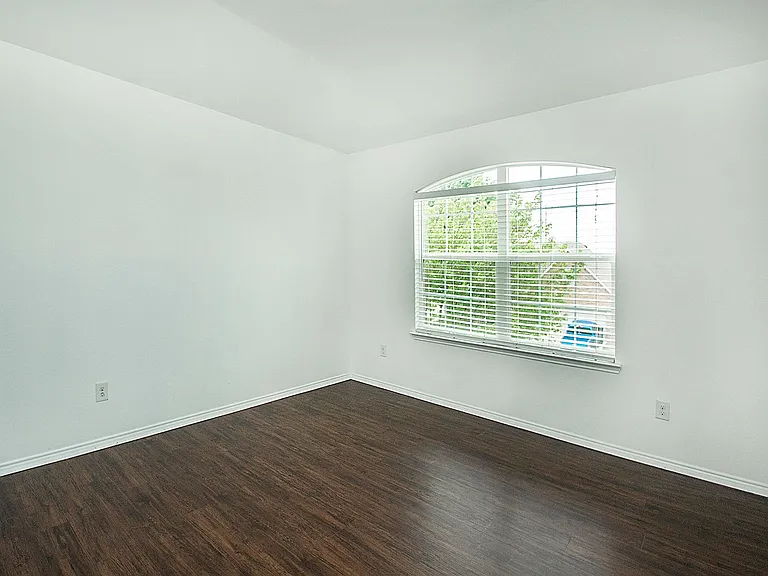 917 Swan Ridge Dr — Photo 20