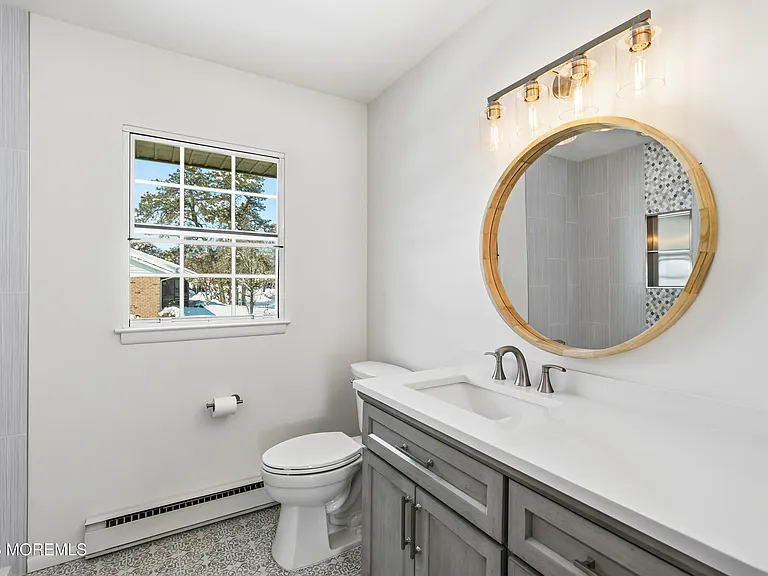 32 Buckingham Dr N #B — Photo 18
