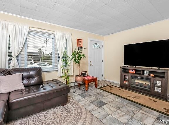 2nd image of 10 Park Ct
