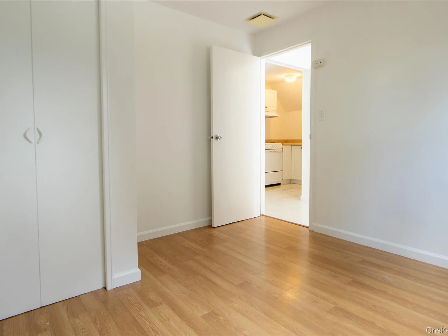 1 bed, 1.0 bath, 370 sqft, $2,000 — Photo 3