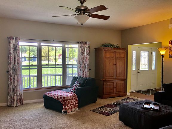 3rd image of 8414 N Jenner Dr
