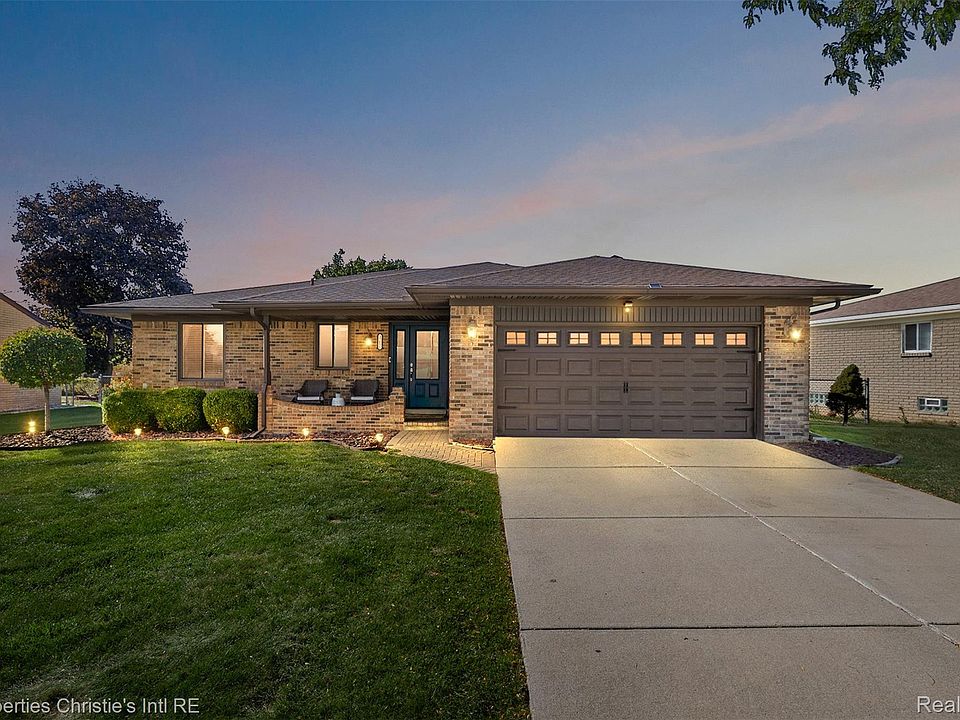 1st image of 37655 Douglas Ct