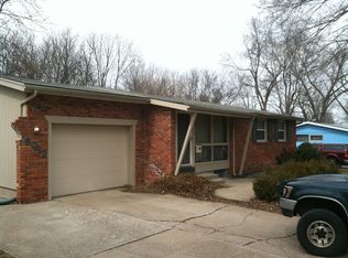 9012 Gillette St, Lenexa, KS 66215