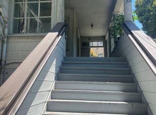 330 Athol Ave #4, Oakland, CA