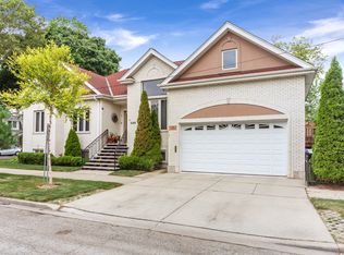 6146 N Neola Ave, Chicago, IL 60631