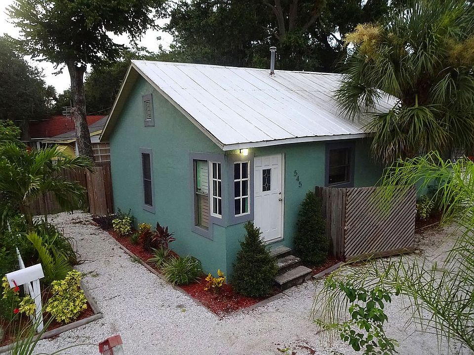 1st image of 545 School St
