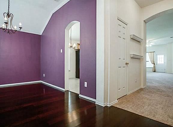 3rd image of 4508 Oakgrove Ln