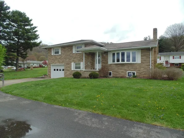 164 Paddock Green Dr, New Martinsville, WV 26155