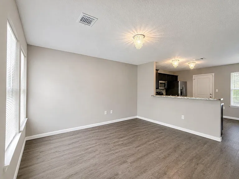 14980 Austin Rd — Photo 6