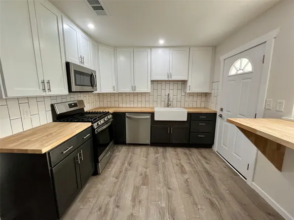 7105 Dogwood Park Dr, Richland Hills, TX 76118