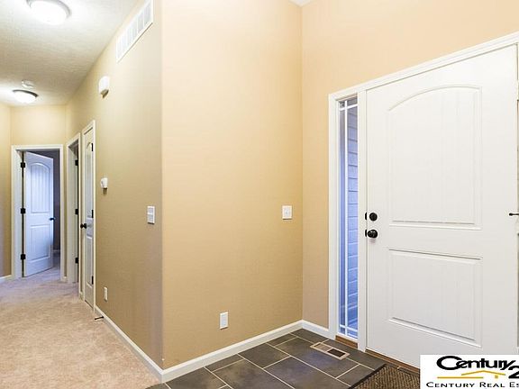 3rd image of 4714 N 205th St
