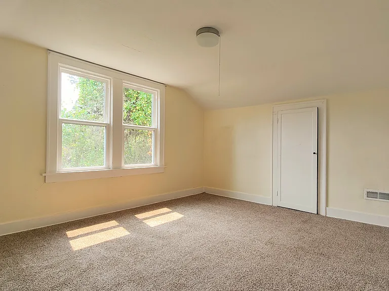 2147 SE 112th Ave — Photo 25