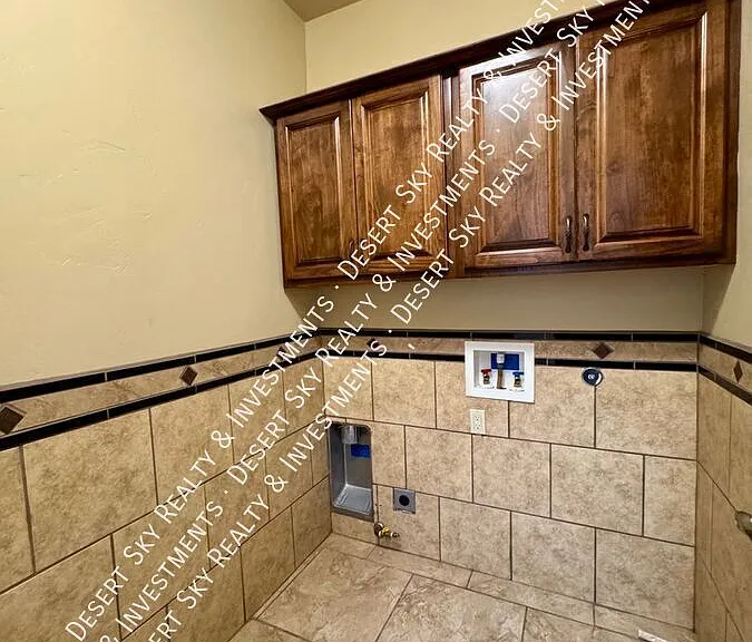 4230 Tres Ninos Dr #A — Photo 30