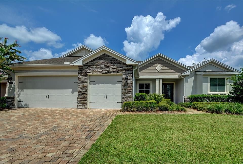 1st image of 109 Wisteria Ln